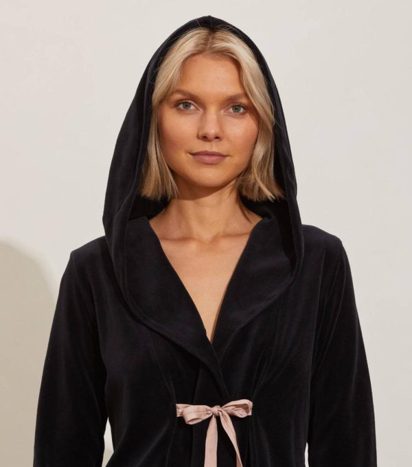 Nikkosstump.shop0a5f4ec9b3 1