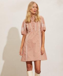 Nikkosstump.shopa5743bc406 2