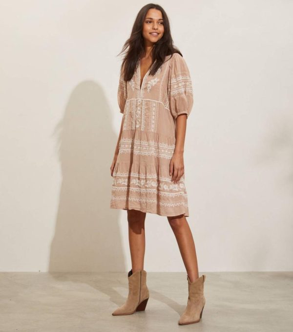 Nikkosstump.shopcf5bcdb1cb 1